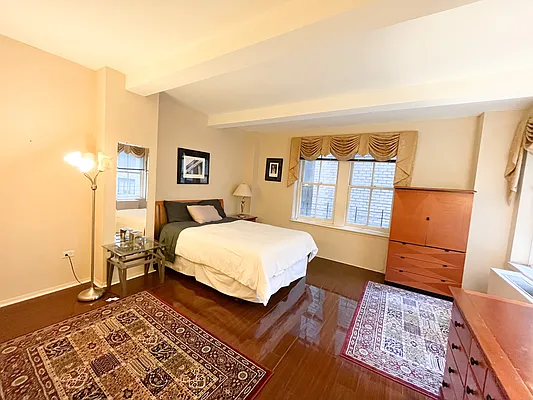 Rented by Corcoran | media 13