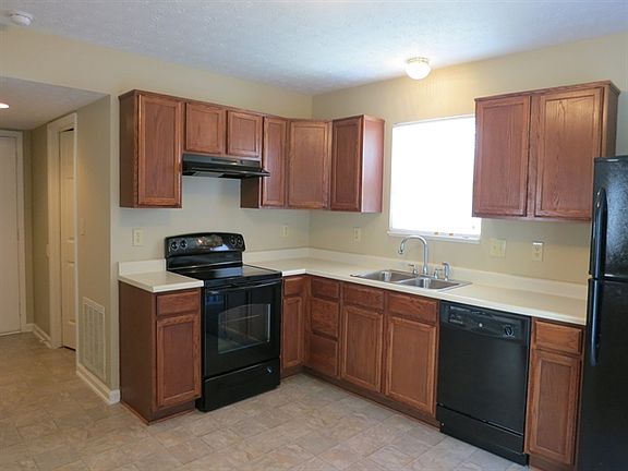 5th image of 5505 Lake Boggs St