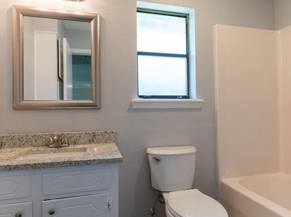 5507 E Meadow Dr, Bossier City, LA 71112