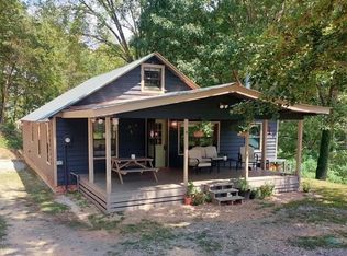 411 Rafter Rd, Tellico Plains, TN 37385