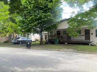 1413 Egypt St, Houston, TX 77009
