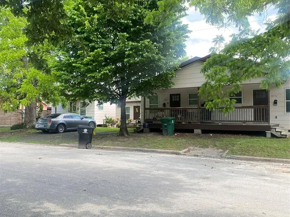 1413 Egypt St, Houston, TX 77009