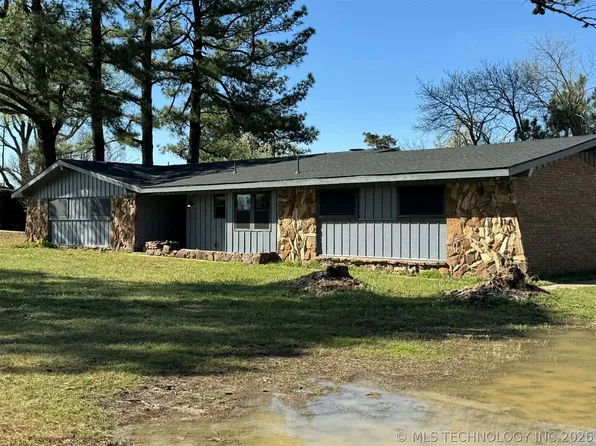 152 W Hereford Ln, McAlester, OK 74501
