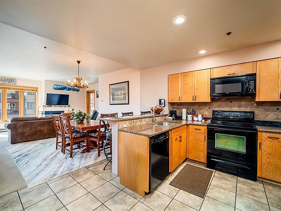 2nd image of 71 E Needles Way #337