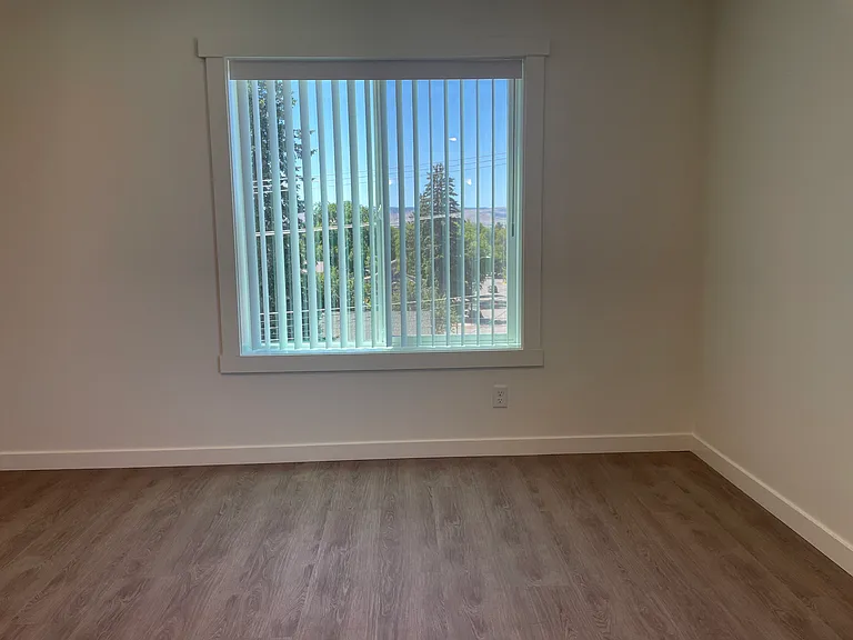 609 N Water St #401 — Photo 12