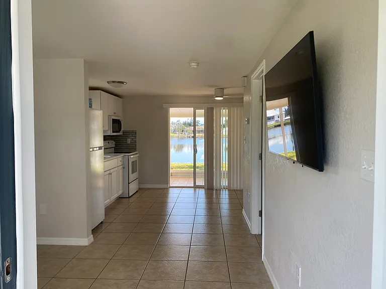 3415 Palm Dr #1 — Photo 49