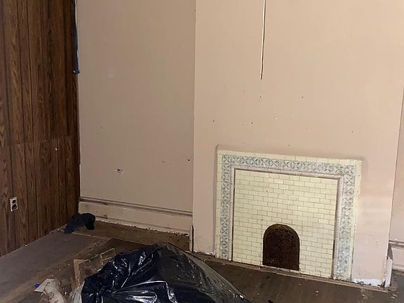 4th image of 3221 N 15th St
