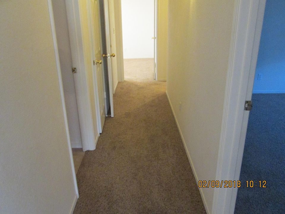 2nd image of 982 Carolina Ave