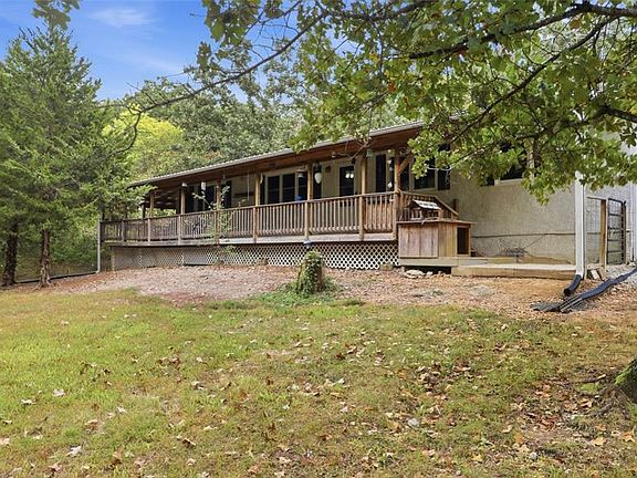 2nd image of 1804 Bluebird Rd