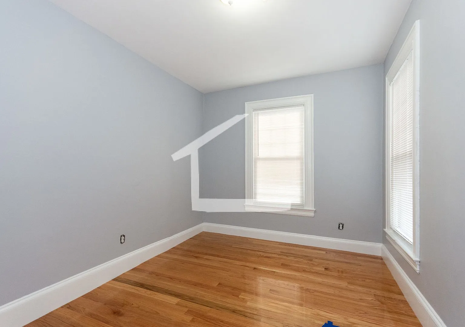 7bed 3bath in Allston is now available — Photo 2