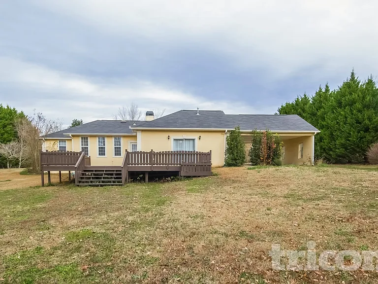 7075 Wallace Tatum Rd — Photo 15