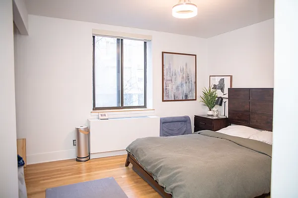 Rented by New York City Moves Team LLC | media 10