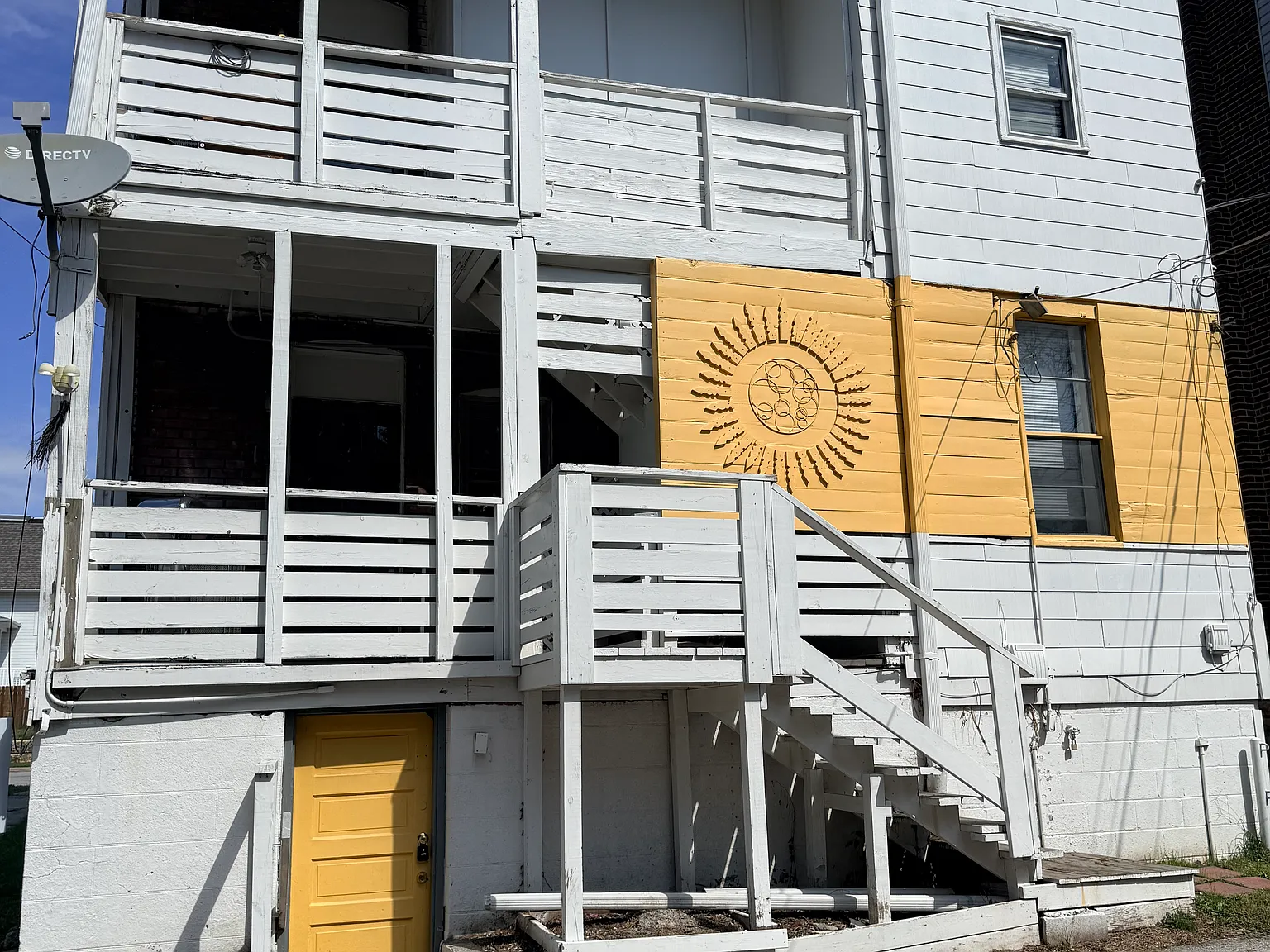 2 bed, $1,075 — Photo 2