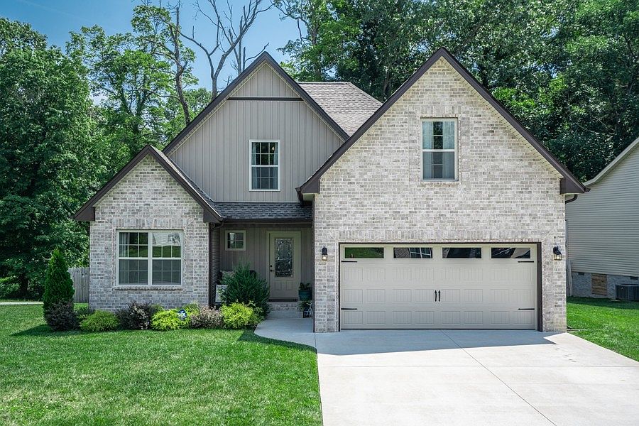 1st image of 137 Sycamore Hill Dr