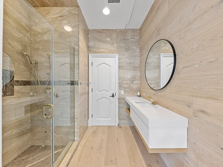 142 Hoover Dr — Photo 20
