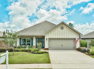 172 Whitman Way, Freeport, FL 32439