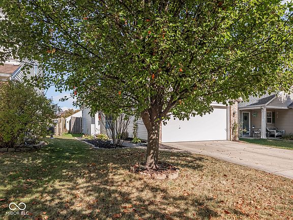 3rd image of 464 Grabill Dr