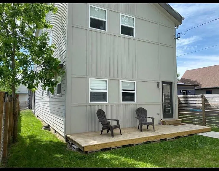 829 S Randolph St — Photo 33