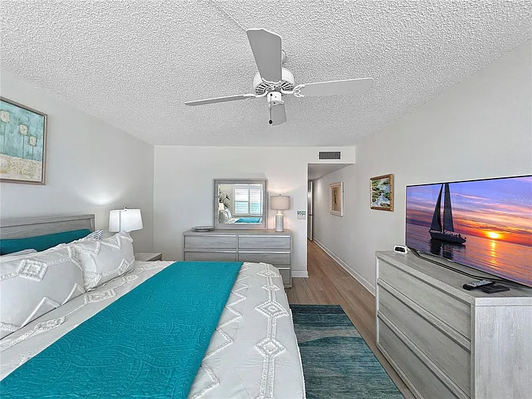 4325 Gulf Of Mexico Dr #305 — Photo 13