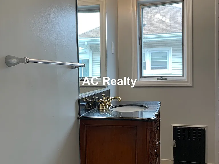 25 Bradbury Ave #2 — Photo 8