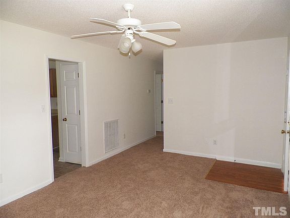 5th image of 89 Twin Pines Ct