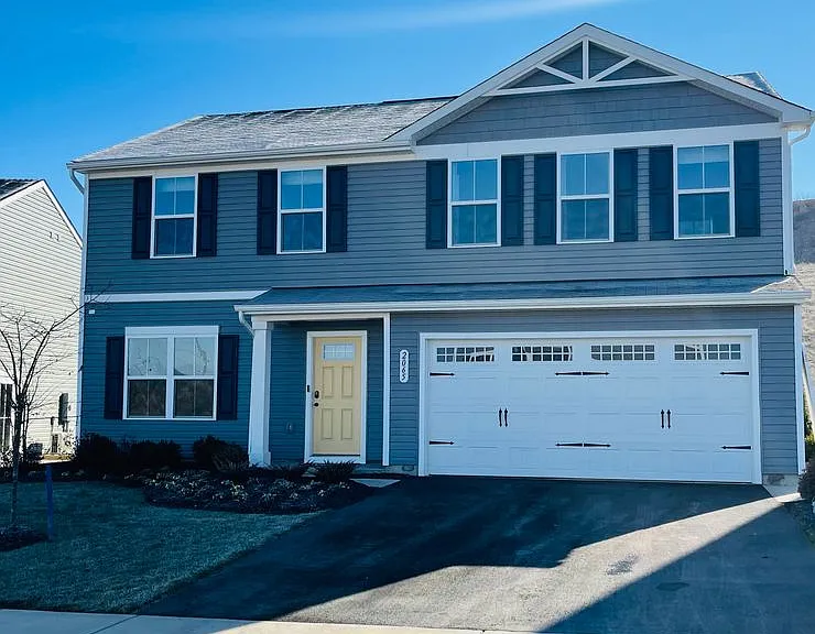 2065 Tailor Dr — Photo 1