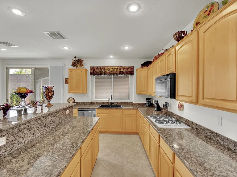 875 Chaste Ct — Photo 18