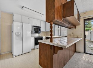 4676 E Alamos Ave UNIT 117, Fresno, CA