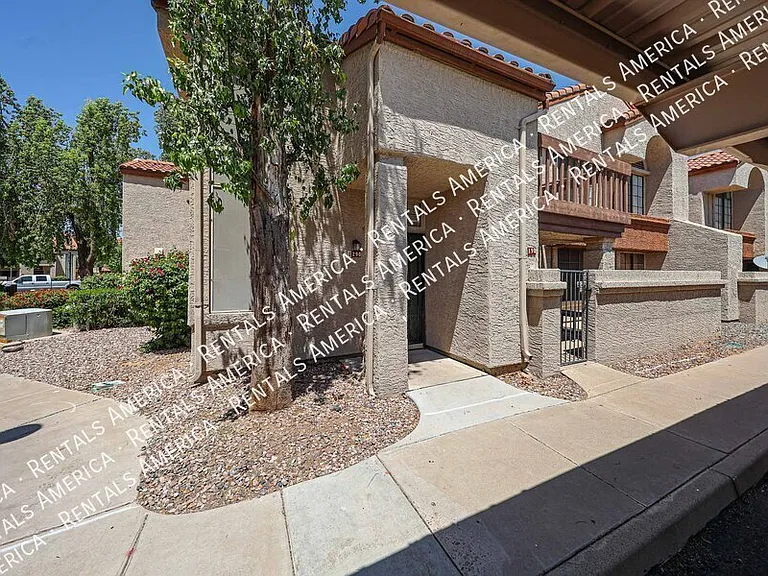 839 S Westwood St #290 — Photo 2