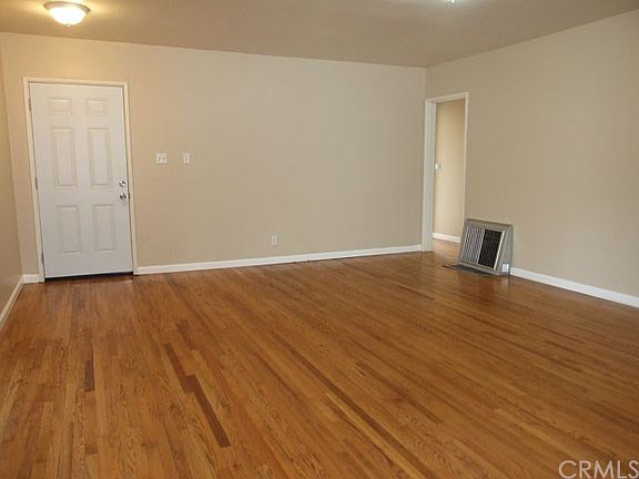 3rd image of 12103 Maidstone Ave