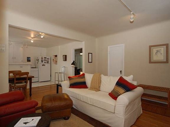 5th image of 5635 E 6th Avenue Pkwy APT E