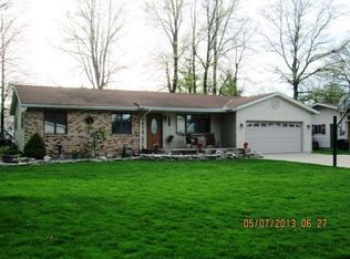 3024 W Birch Dr, Bay City, MI 48706