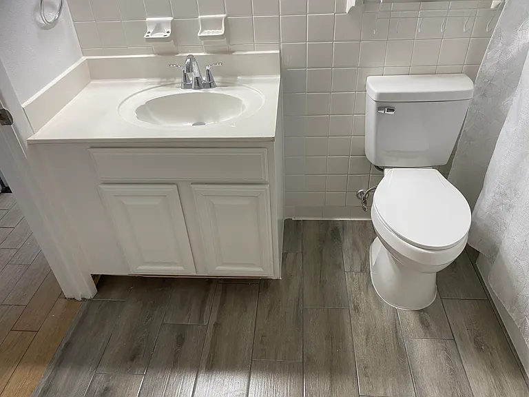 Bastille Ave — Photo 20