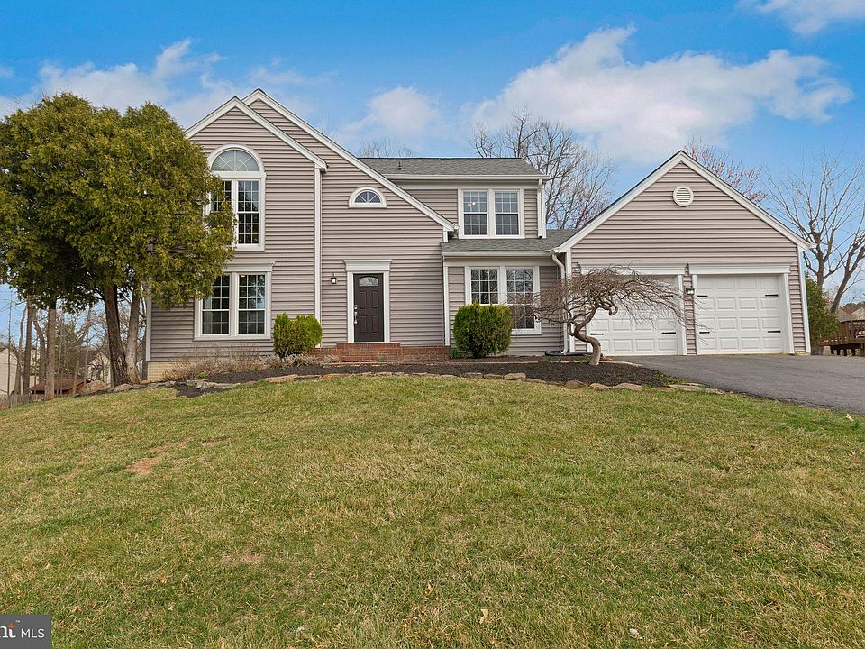 1st image of 4513 Waverly Crossing Ln