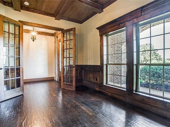 5th image of 1034 James Price Ct