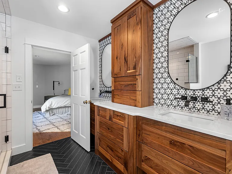 Tall Pine Ln — Photo 4