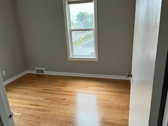2nd image of 1349 Brown Ave #2S