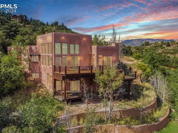 915 Oak Ridge Rd, Manitou Springs, CO 80829