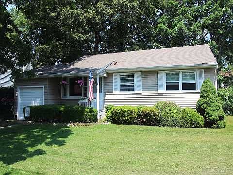 1st image of 13 Dollard Dr