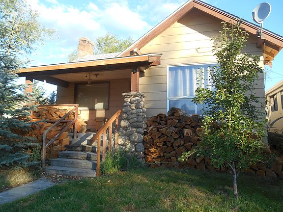 2nd image of 846 5th Ave S