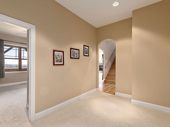 2nd image of 1025 High Vista Dr