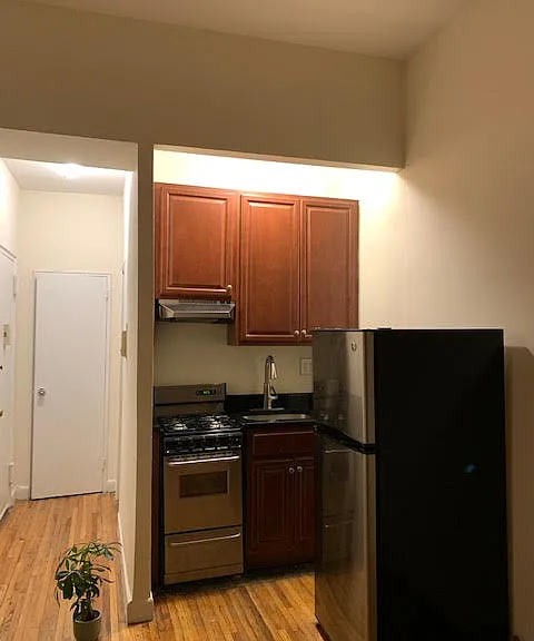 407 E 88th St #1A — Photo 5