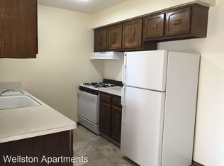 4635 S 20th St #224, Milwaukee, WI 53221