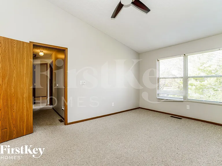 5856 Oldenburgh Way — Photo 9