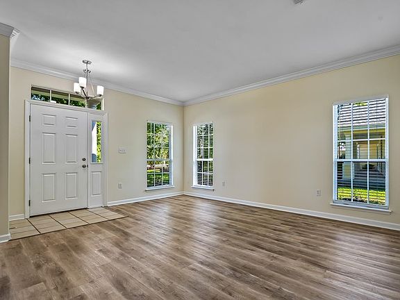 5th image of 135 Duncan Dr