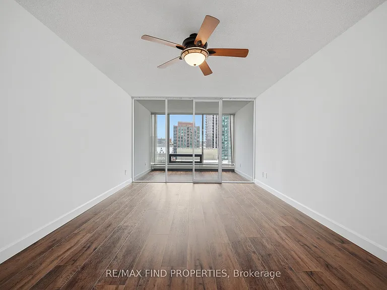 30 Wellington St E #901 — Photo 28
