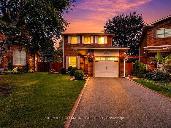 4th image of 102 Trewartha Cres