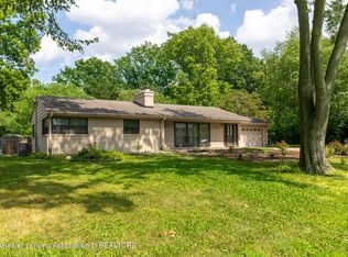 1522 Hitching Post Rd, East Lansing, MI 48823