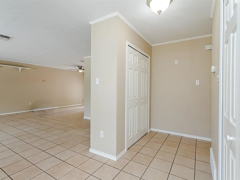 3406 Hastings Dr — Photo 9