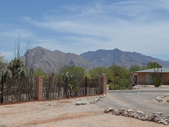 2nd image of 7201 N San Anna Dr
